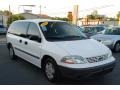 Vibrant White - Windstar LE Photo No. 3