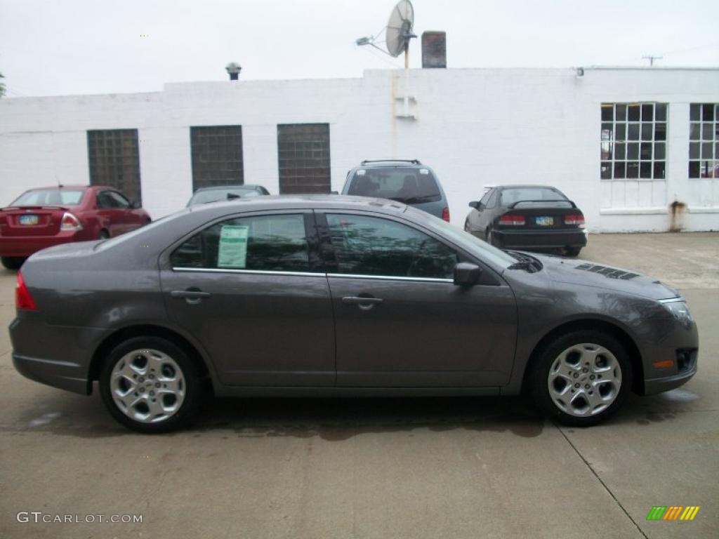 2011 Fusion SE - Sterling Grey Metallic / Charcoal Black photo #4