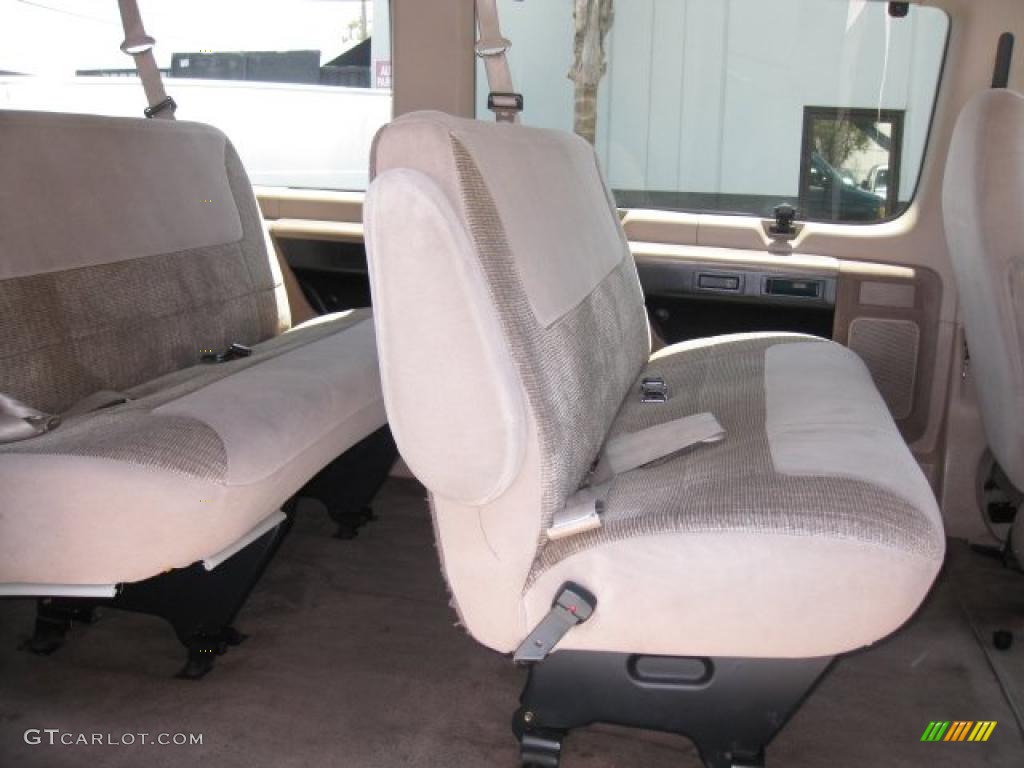 Beige Interior 1998 Ford E Series Van E350 XLT Passenger Photo #49863044
