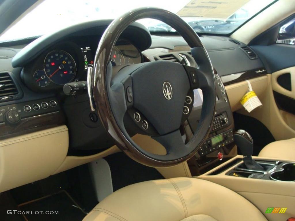 2011 Maserati Quattroporte S Pearl Beige Steering Wheel Photo #49863401
