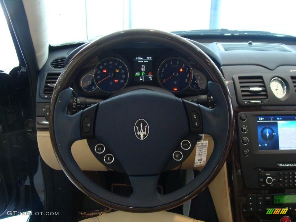 2011 Maserati Quattroporte S Pearl Beige Steering Wheel Photo #49863419