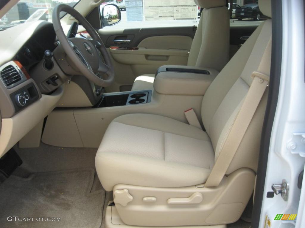 Light Tan Interior 2011 GMC Yukon SLE Photo #49863623