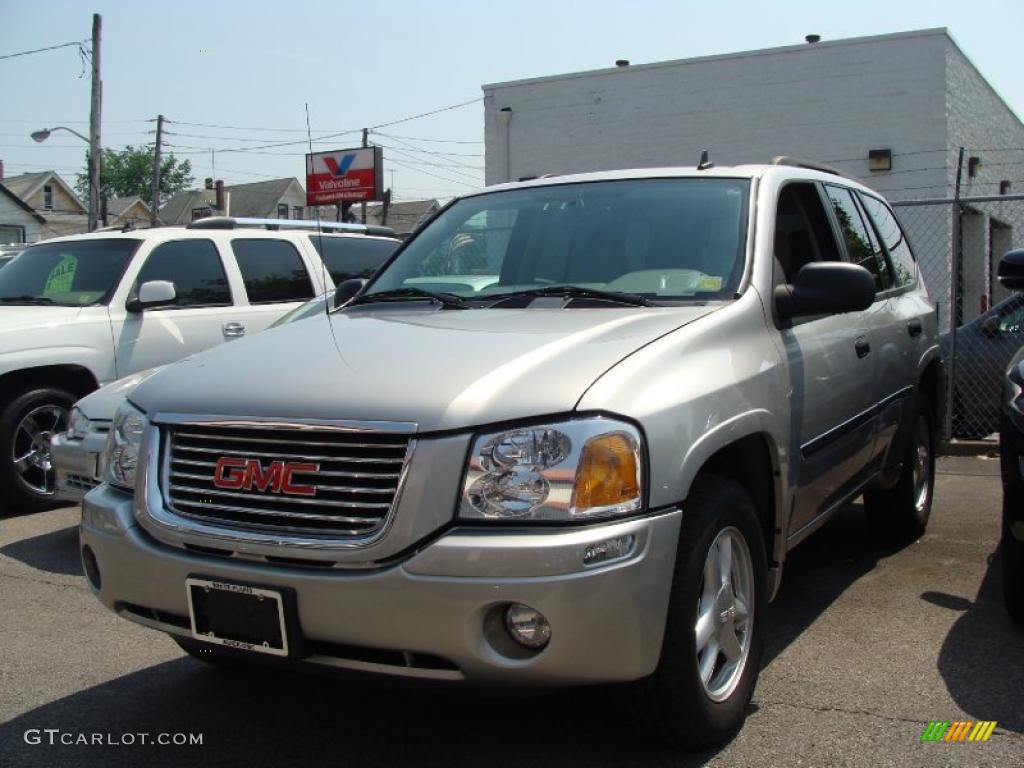 Silver Mist Metallic GMC Envoy