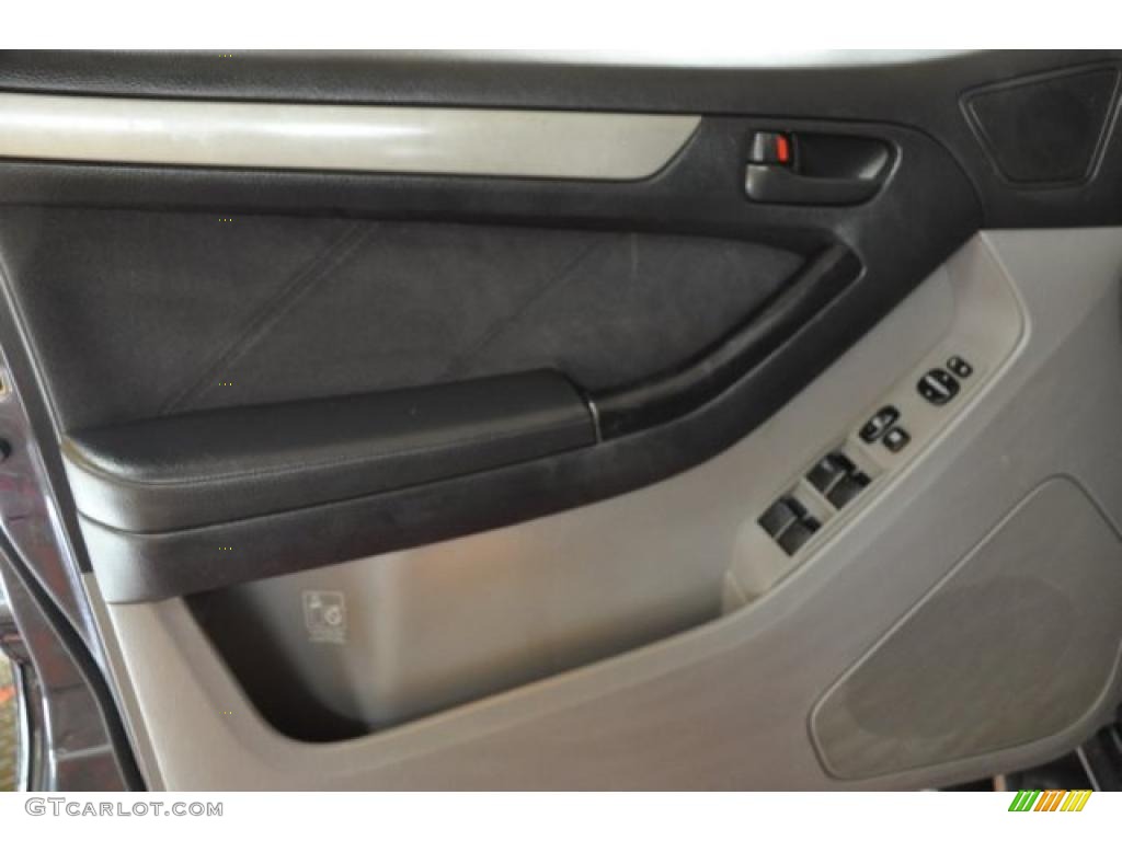 2004 4Runner SR5 4x4 - Galactic Gray Mica / Stone photo #9