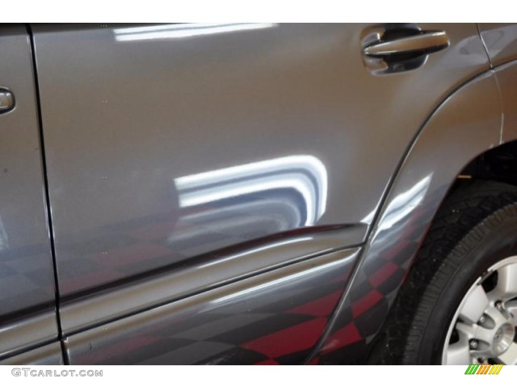 2004 4Runner SR5 4x4 - Galactic Gray Mica / Stone photo #25
