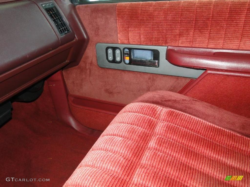 1993 Sierra 1500 SLE Regular Cab - Black / Red photo #19