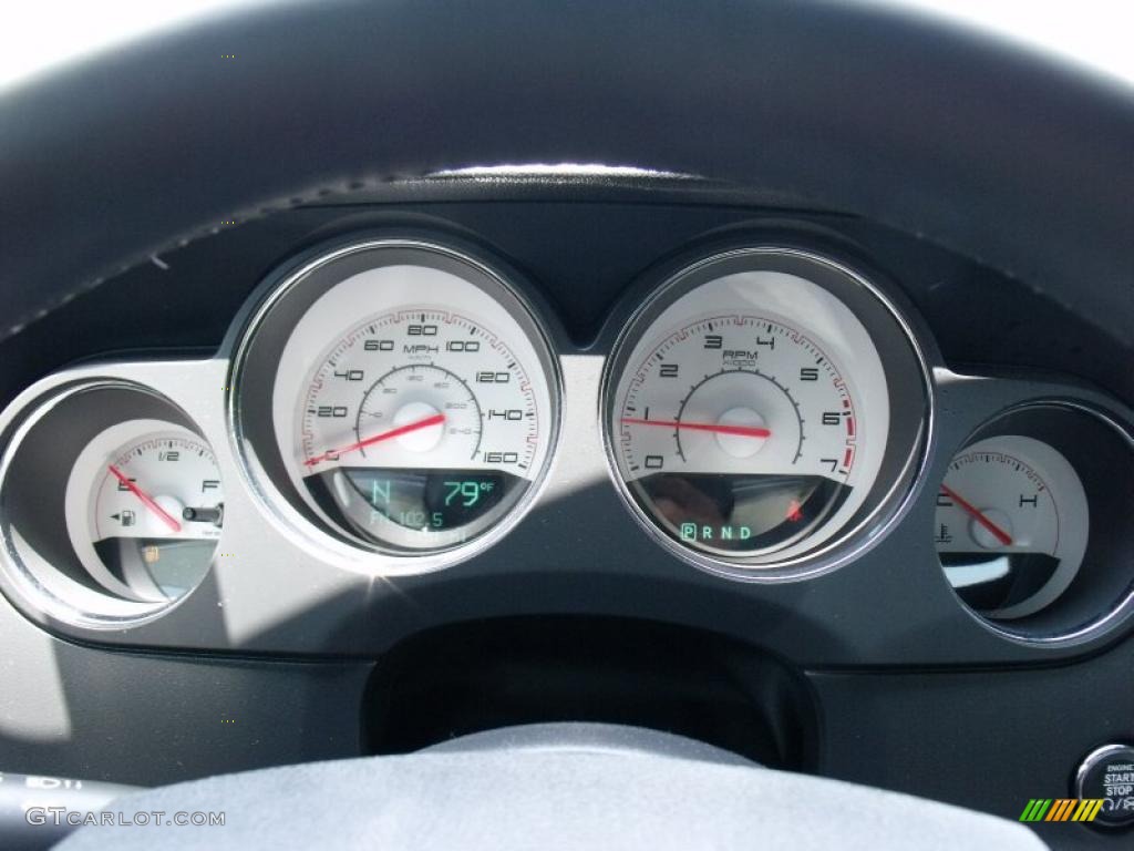 2011 Challenger R/T - Bright White / Dark Slate Gray photo #17