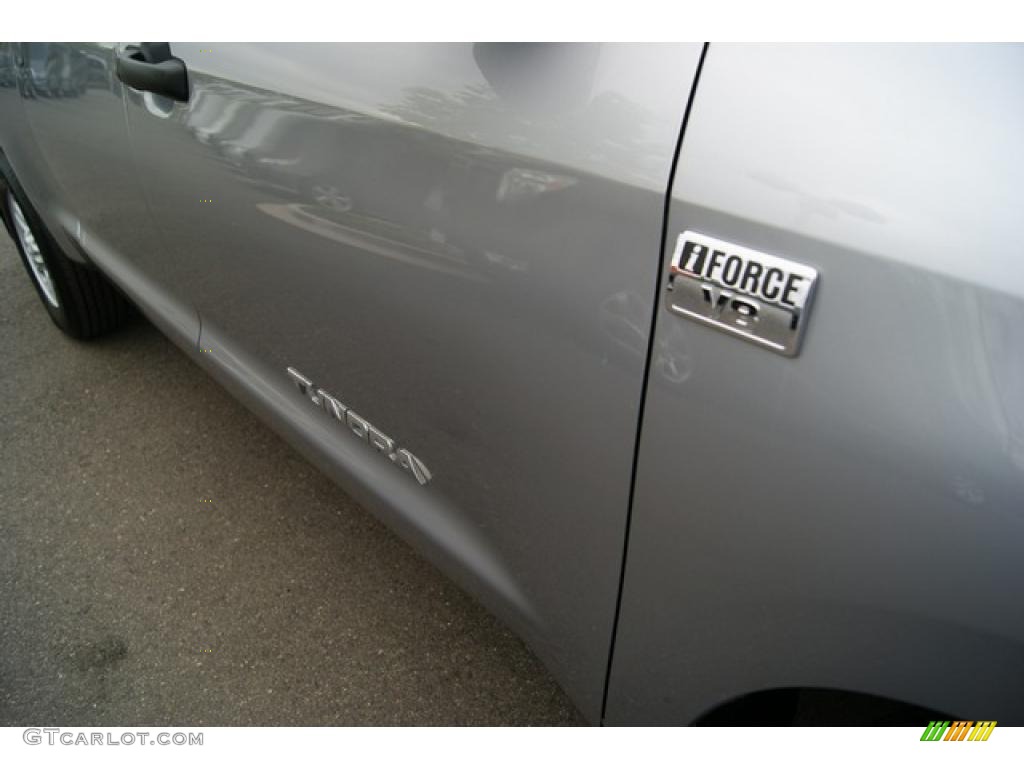 2010 Tundra Double Cab 4x4 - Silver Sky Metallic / Graphite Gray photo #34