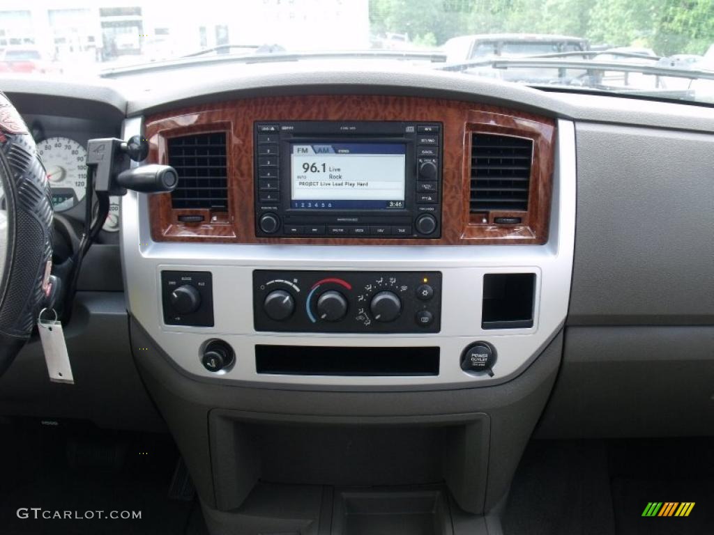 2006 Dodge Ram 3500 SLT Mega Cab 4x4 Controls Photo #49868930