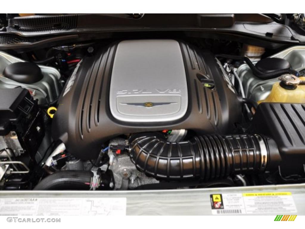 2006 Chrysler 300 C HEMI AWD 5.7 Liter HEMI OHV 16-Valve V8 Engine Photo #49870100