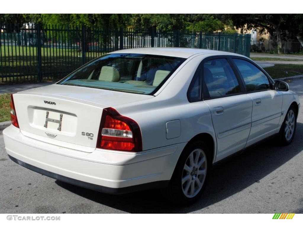 2002 S80 T6 - White / Taupe/LightTaupe photo #7