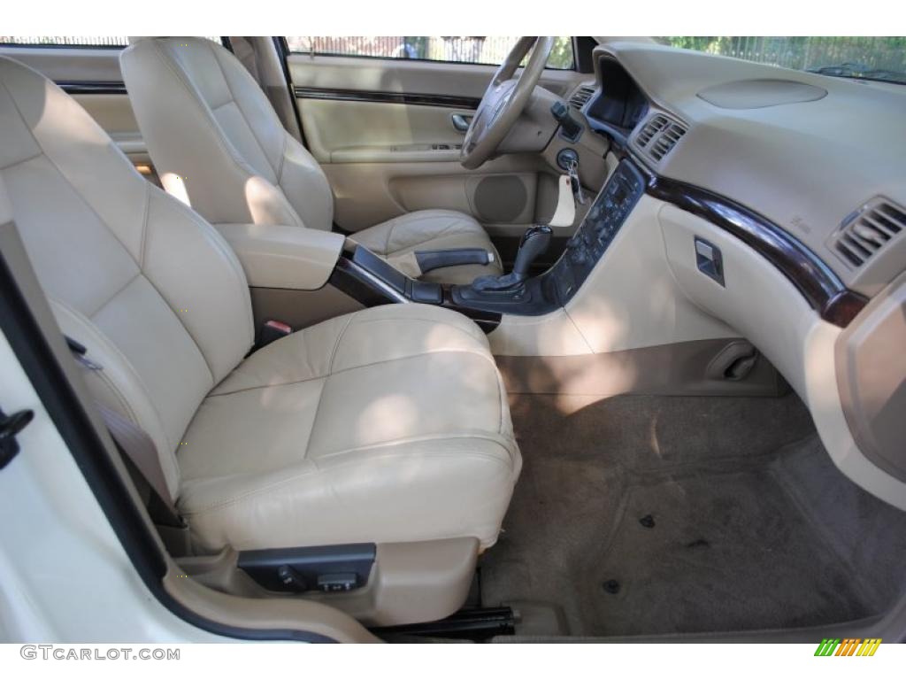 2002 S80 T6 - White / Taupe/LightTaupe photo #28