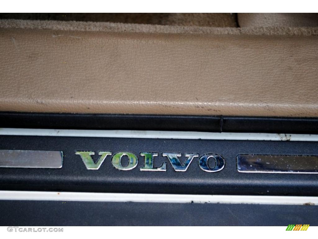 2002 S80 T6 - White / Taupe/LightTaupe photo #39