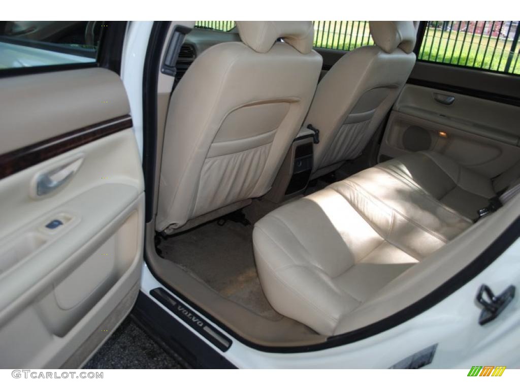 2002 S80 T6 - White / Taupe/LightTaupe photo #43