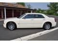 Cool Vanilla - 300 C HEMI Photo No. 31