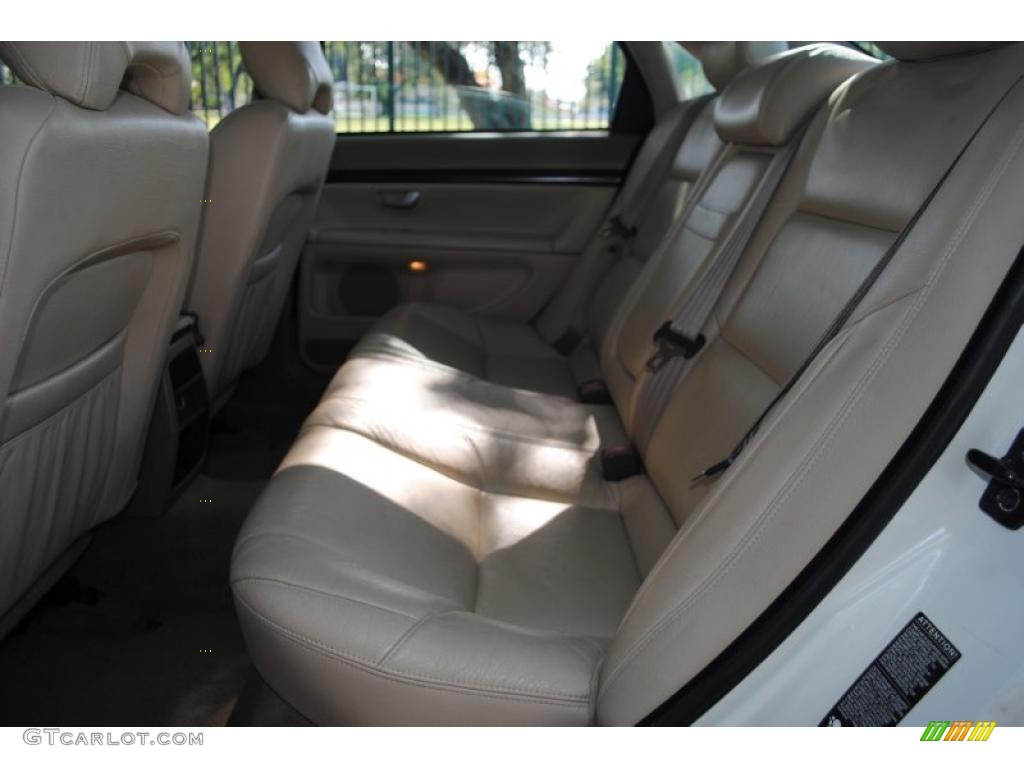 2002 S80 T6 - White / Taupe/LightTaupe photo #45