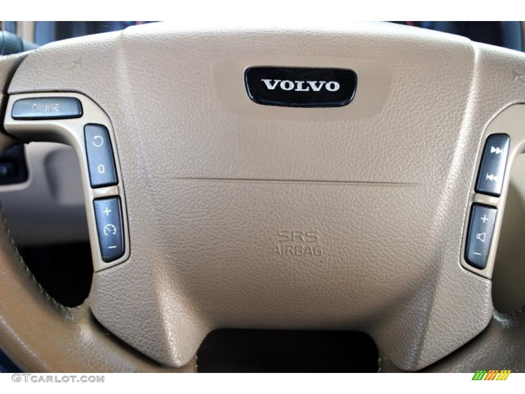 2002 S80 T6 - White / Taupe/LightTaupe photo #59