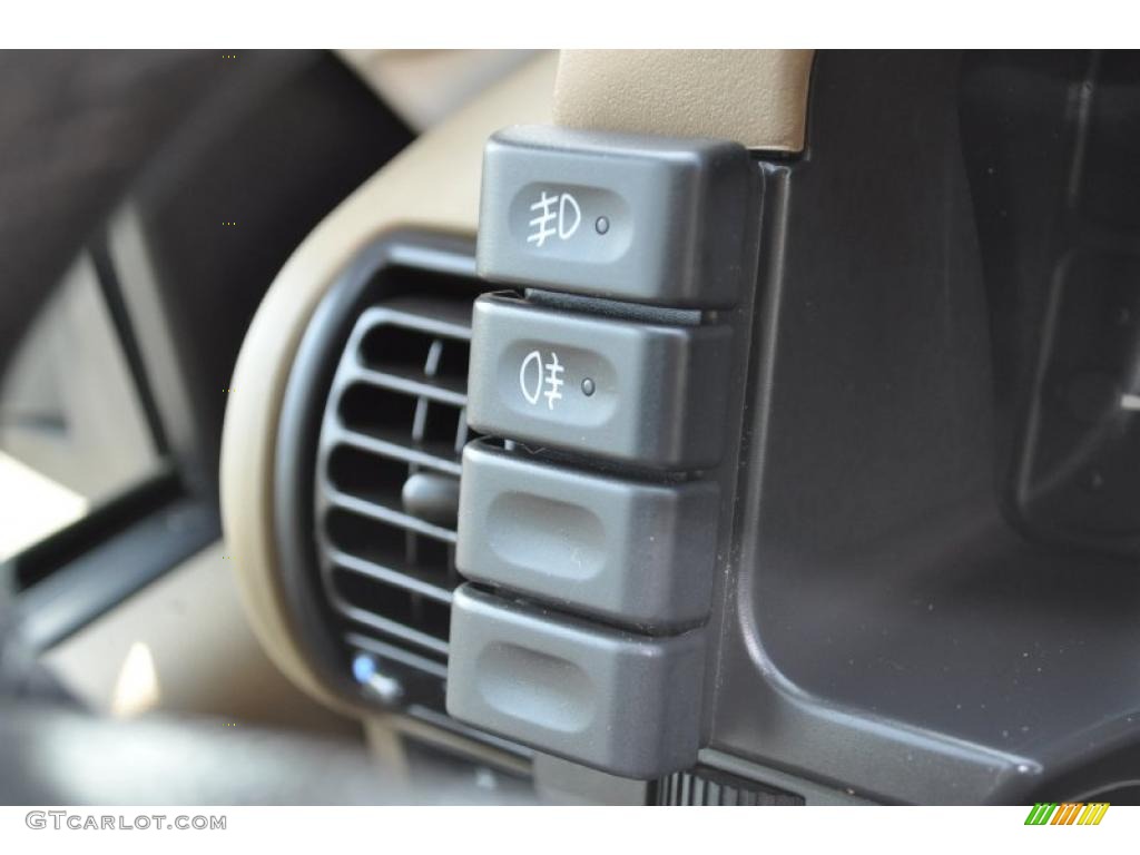1999 Land Rover Discovery Series II Controls Photos