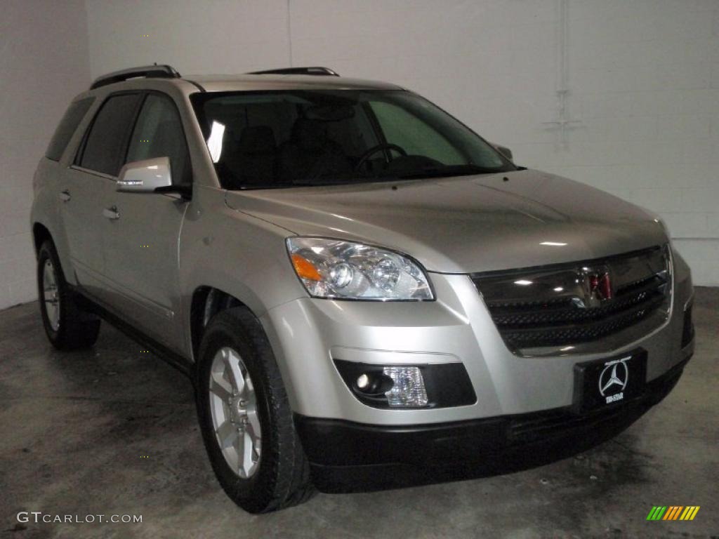 2008 Outlook XR AWD - Silver Pearl / Black photo #1