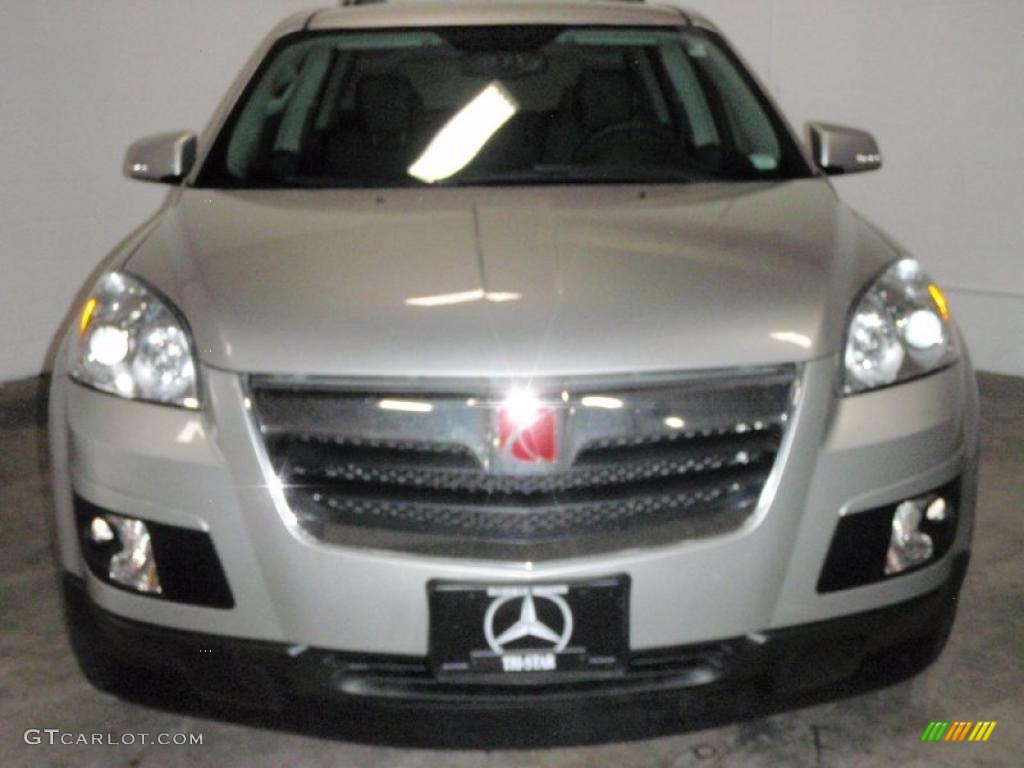 2008 Outlook XR AWD - Silver Pearl / Black photo #2