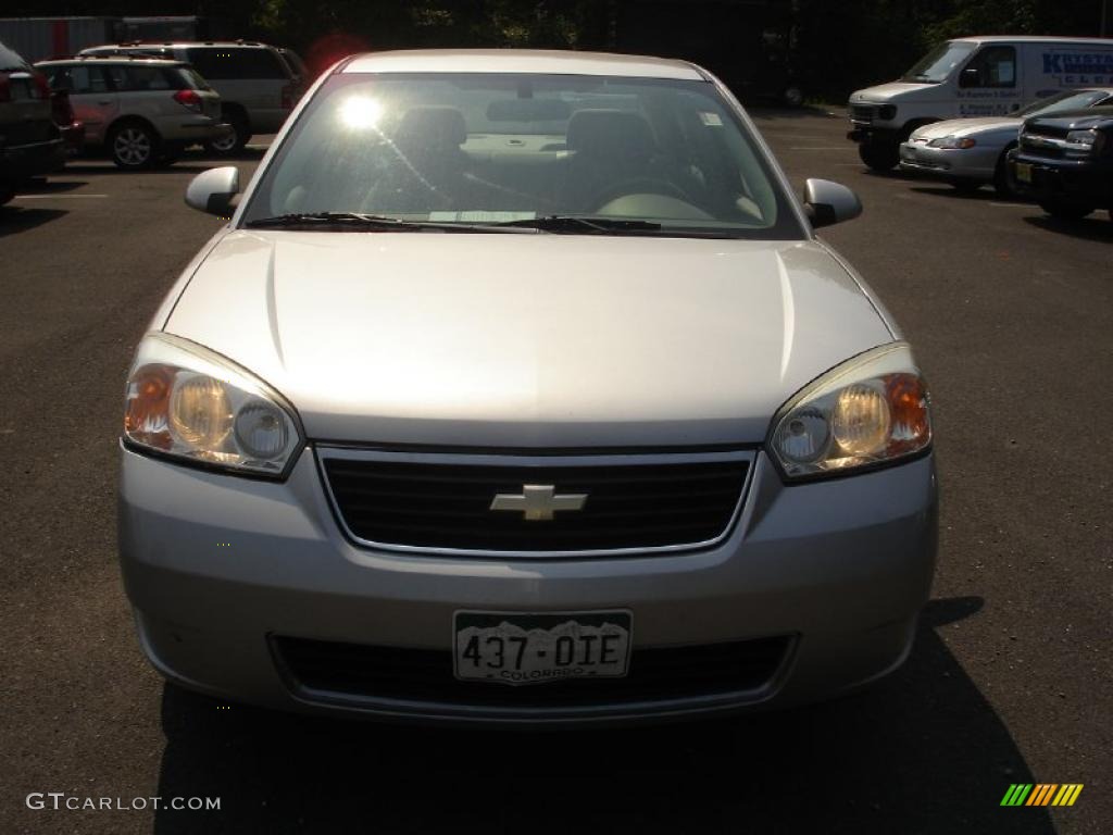 2006 Malibu LT Sedan - Silverstone Metallic / Titanium Gray photo #2