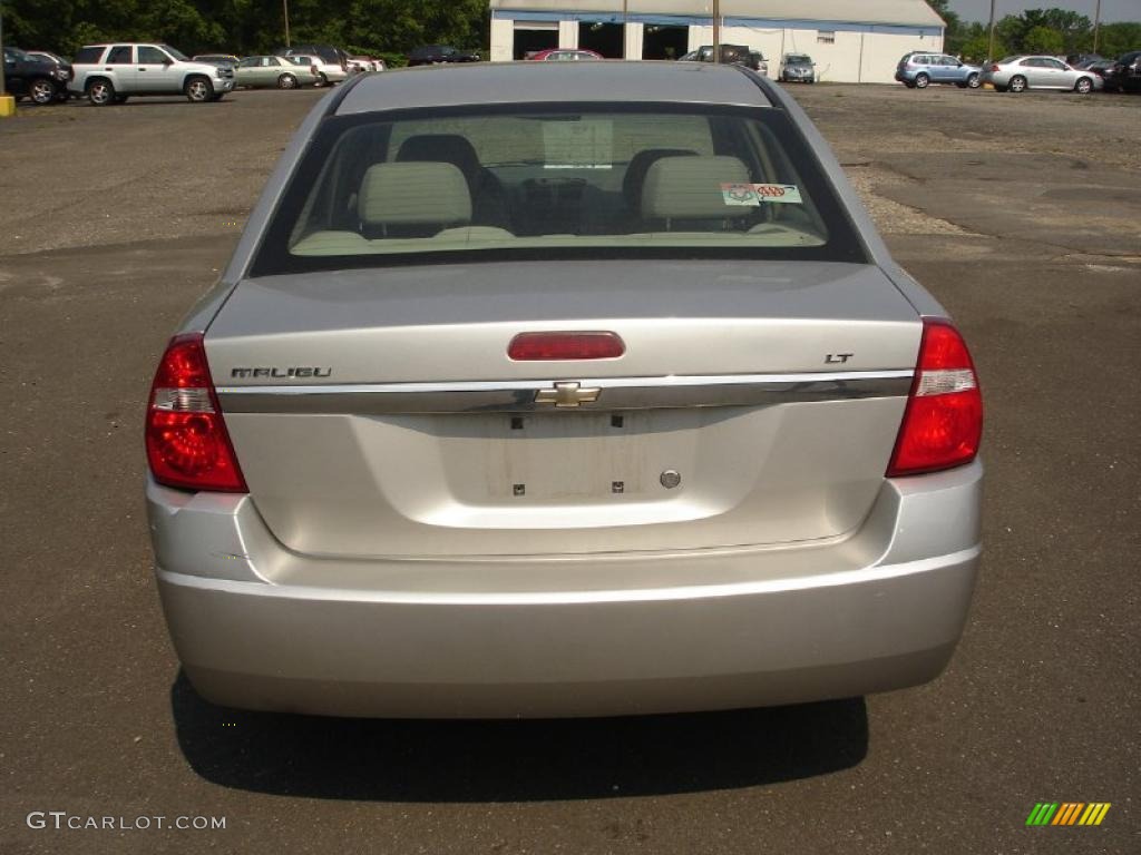 2006 Malibu LT Sedan - Silverstone Metallic / Titanium Gray photo #5