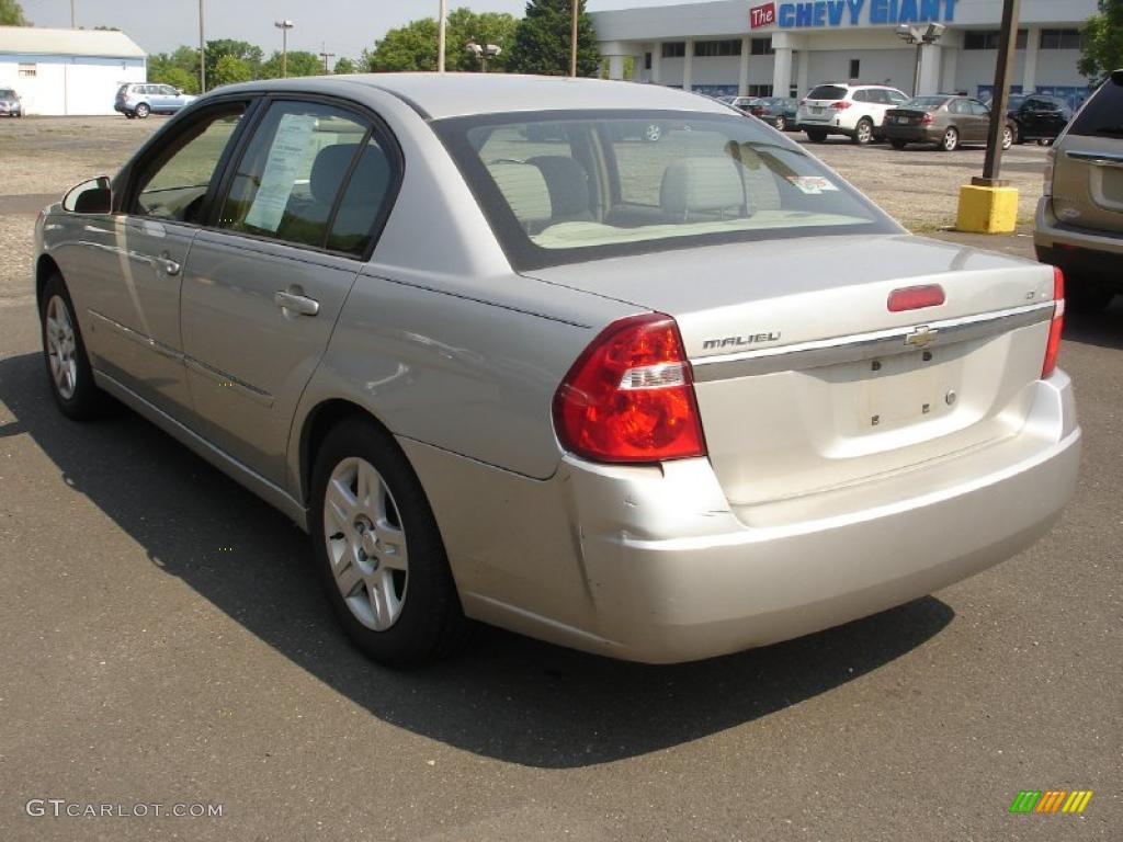 2006 Malibu LT Sedan - Silverstone Metallic / Titanium Gray photo #6
