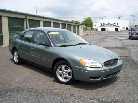 2005 Ford Taurus SE Data, Info and Specs