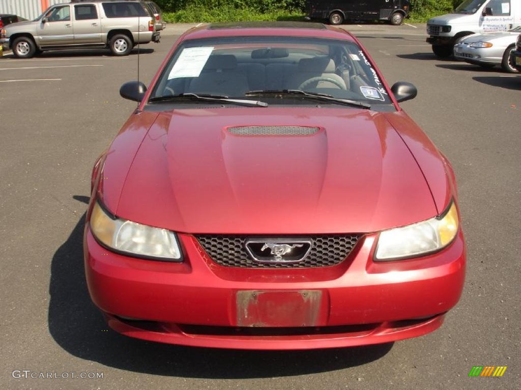 1999 Mustang V6 Coupe - Laser Red Metallic / Light Graphite photo #2