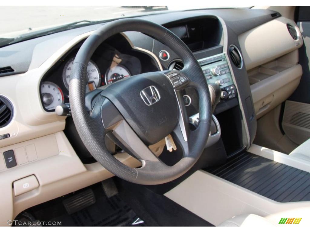 Beige Interior 2009 Honda Pilot LX 4WD Photo #49875650
