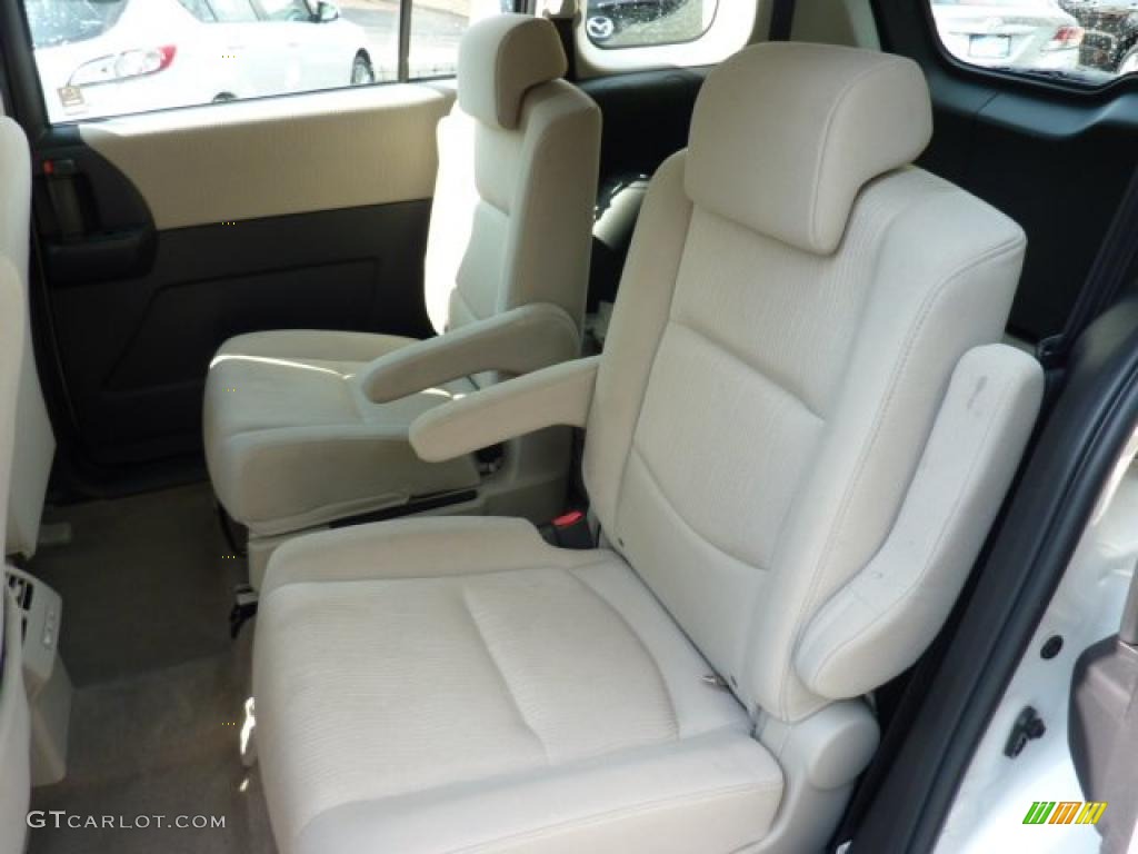 2008 MAZDA5 Sport - Crystal White / Sand photo #13