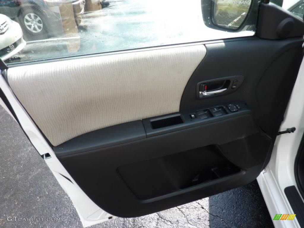 2008 MAZDA5 Sport - Crystal White / Sand photo #15