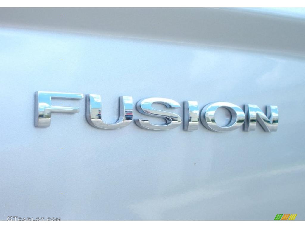 2011 Fusion SE - Ingot Silver Metallic / Charcoal Black photo #4