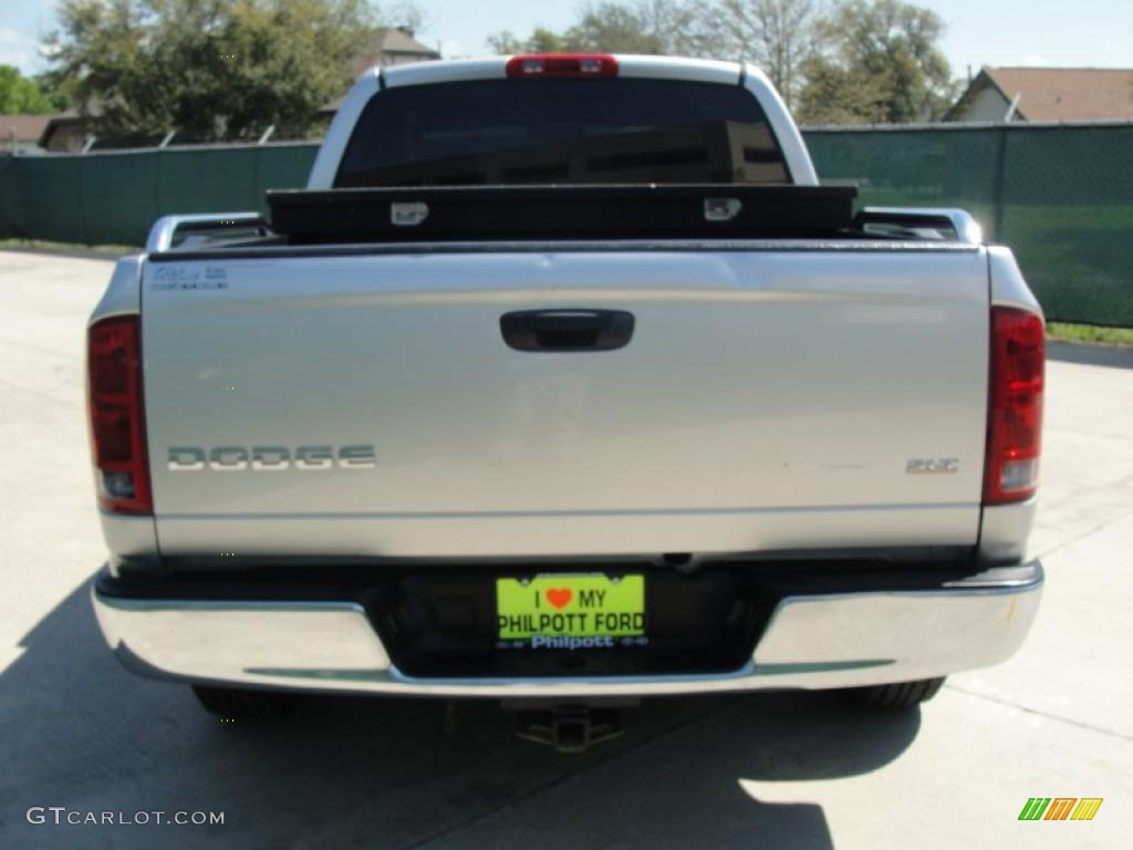 2004 Ram 1500 SLT Quad Cab - Bright Silver Metallic / Dark Slate Gray photo #4