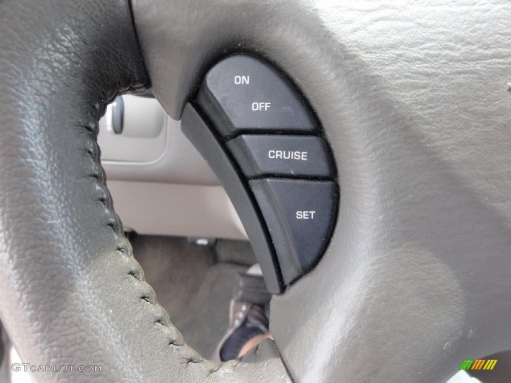 2001 Chrysler Town & Country LXi Controls Photo #49884724