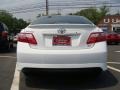 Super White - Camry SE Photo No. 5