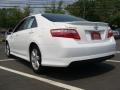 Super White - Camry SE Photo No. 6