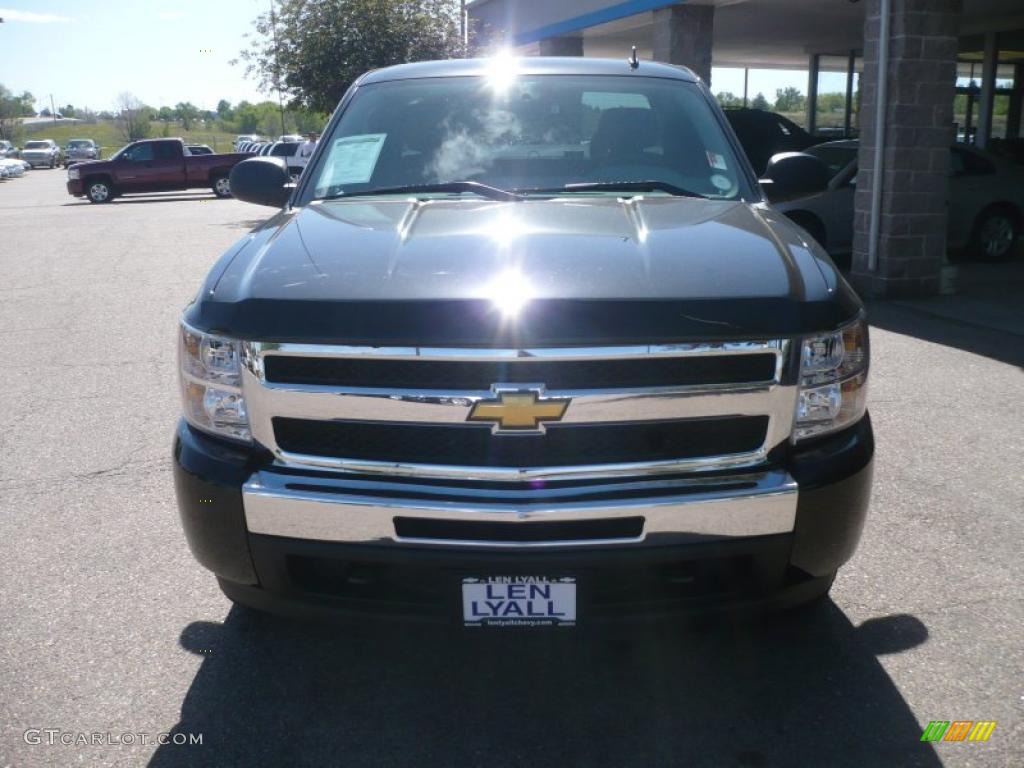 2010 Silverado 1500 LS Extended Cab 4x4 - Black / Dark Titanium photo #3