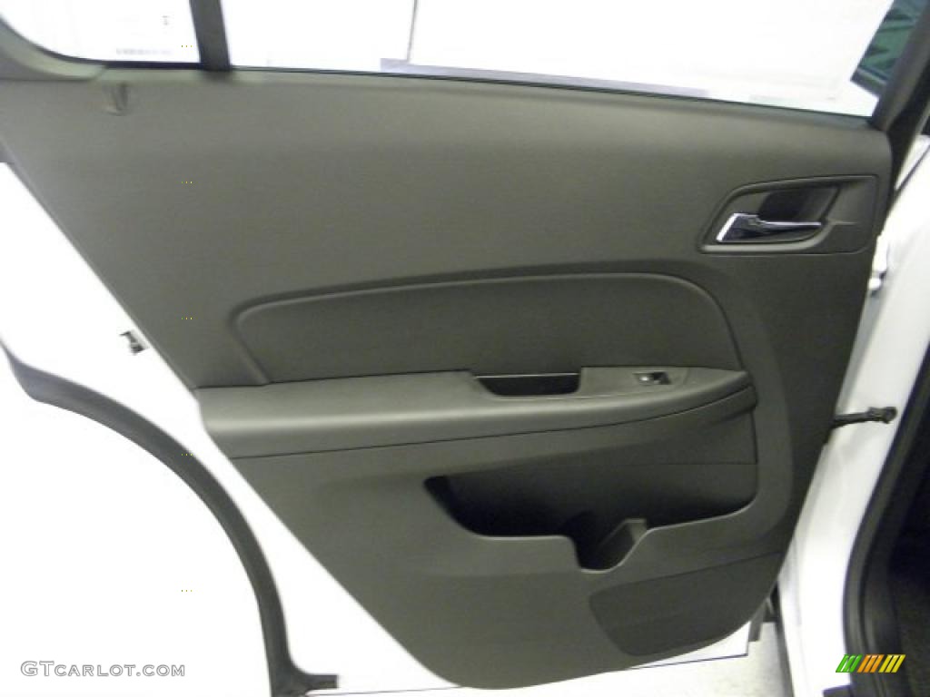 2011 Equinox LT AWD - Summit White / Jet Black photo #11