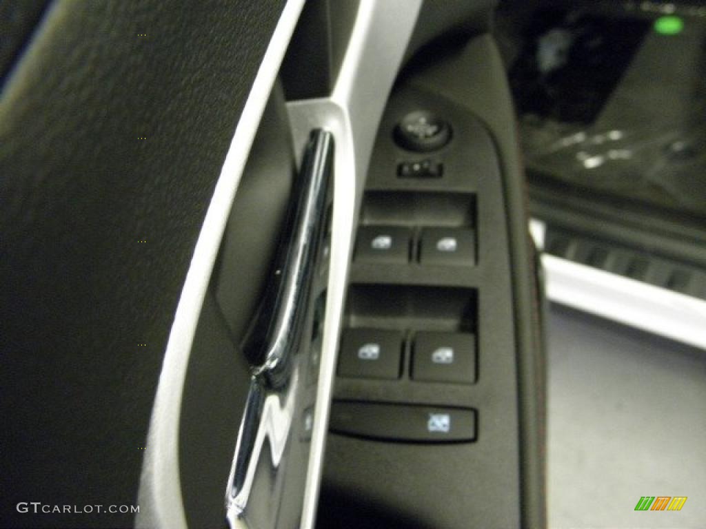 2011 Equinox LT AWD - Summit White / Jet Black photo #14