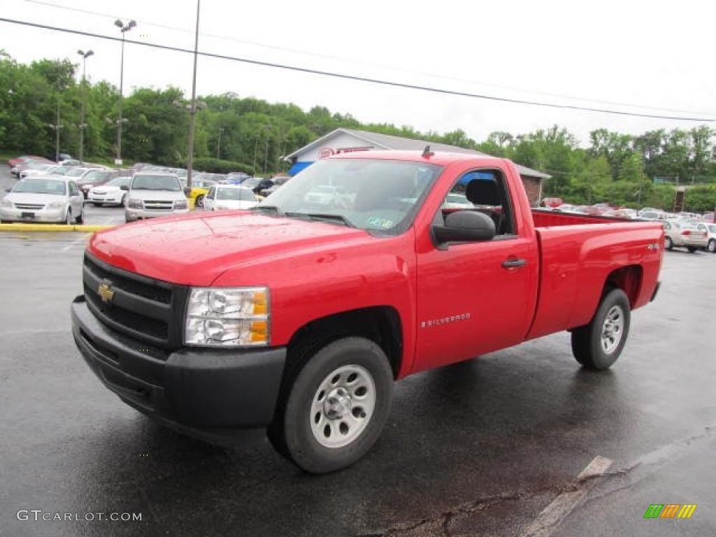 2009 Silverado 1500 Regular Cab 4x4 - Victory Red / Dark Titanium photo #4