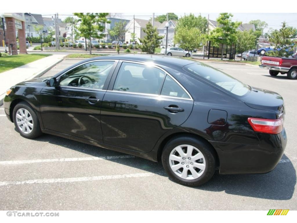 2007 Camry XLE - Black / Ash photo #6