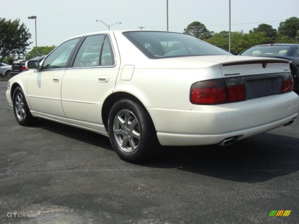 1999 Seville STS - Cotillion White / Neutral Shale photo #5