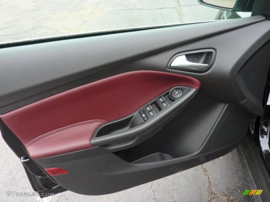 2012 Ford Focus SEL 5-Door Tuscany Red Leather Door Panel Photo #49889792