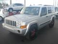 2006 Bright Silver Metallic Jeep Commander   photo #5