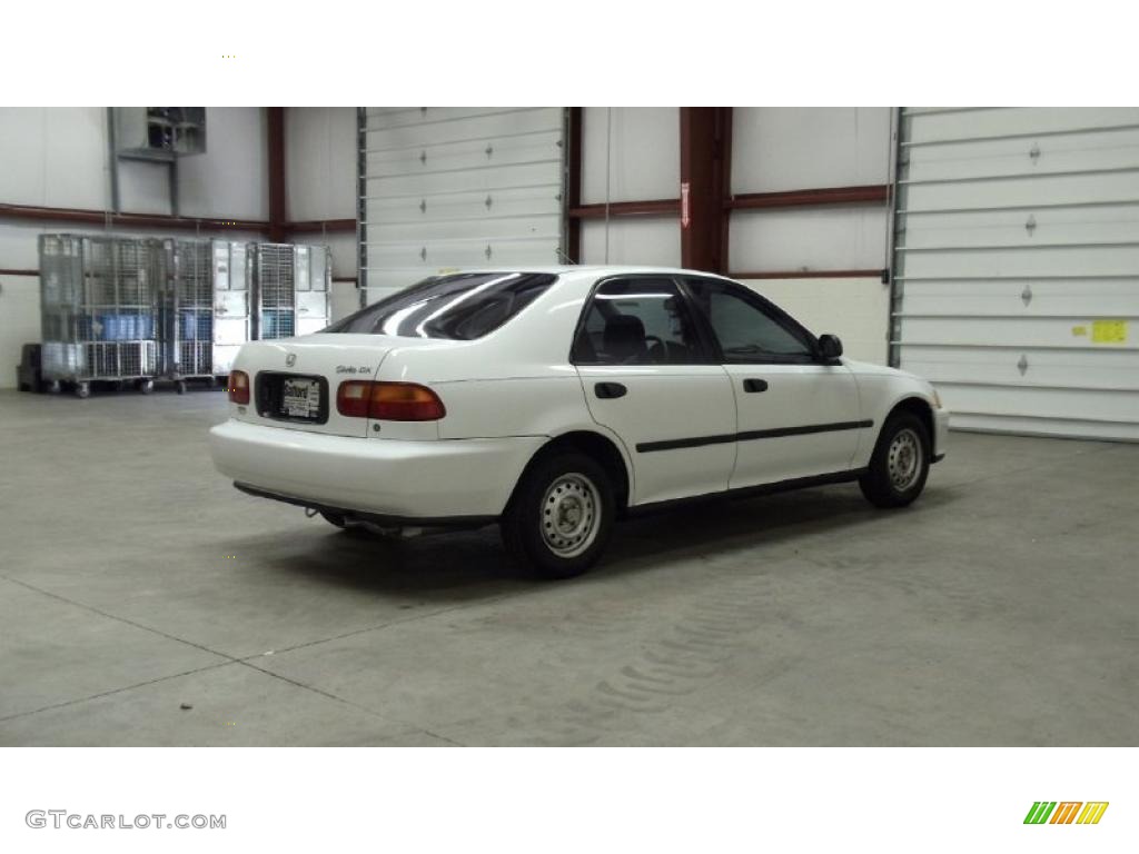 1995 Civic DX Sedan - Frost White / Beige photo #4