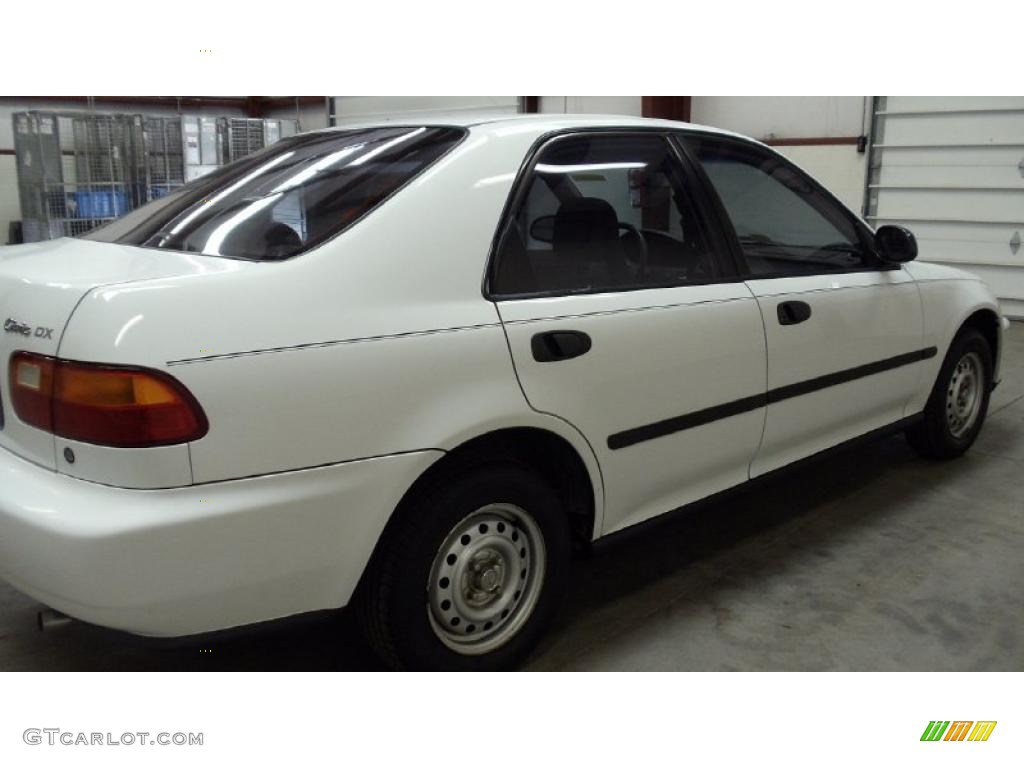 1995 Civic DX Sedan - Frost White / Beige photo #10