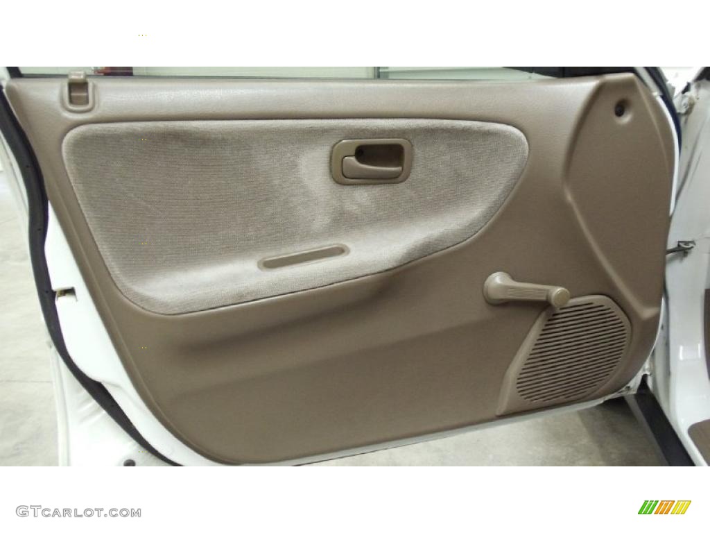1995 Civic DX Sedan - Frost White / Beige photo #21