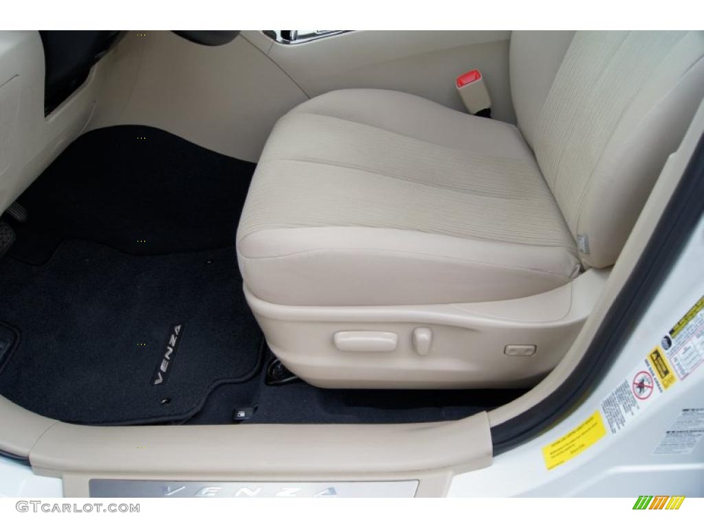 2009 Venza AWD - Blizzard Pearl / Ivory photo #25