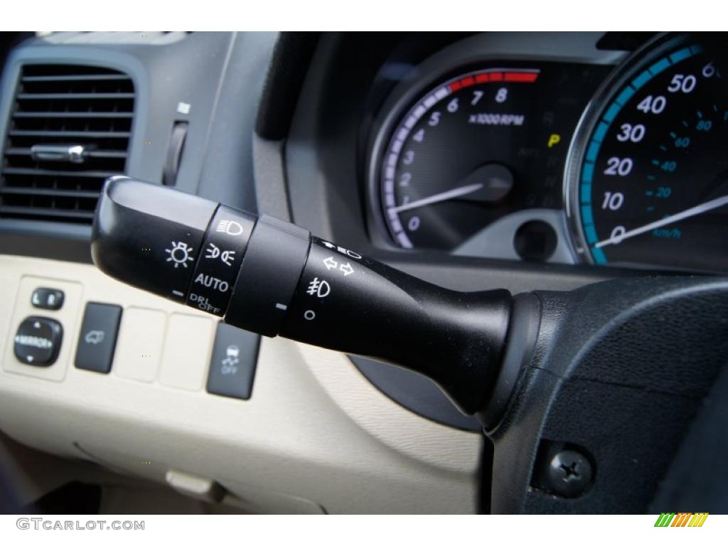 2009 Toyota Venza AWD Controls Photo #49895564